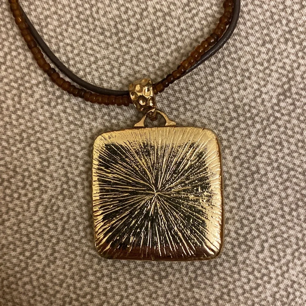 Necklace - Picture 4 of 4